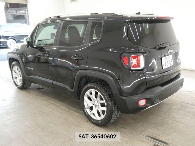 Jeep RENEGADE 2017-06 7508887-1