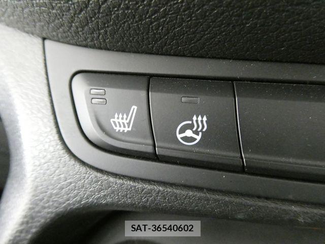 Jeep RENEGADE 2017-06 7508887-24