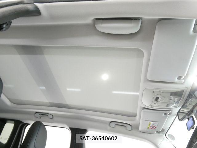 Jeep RENEGADE 2017-06 7508887-28