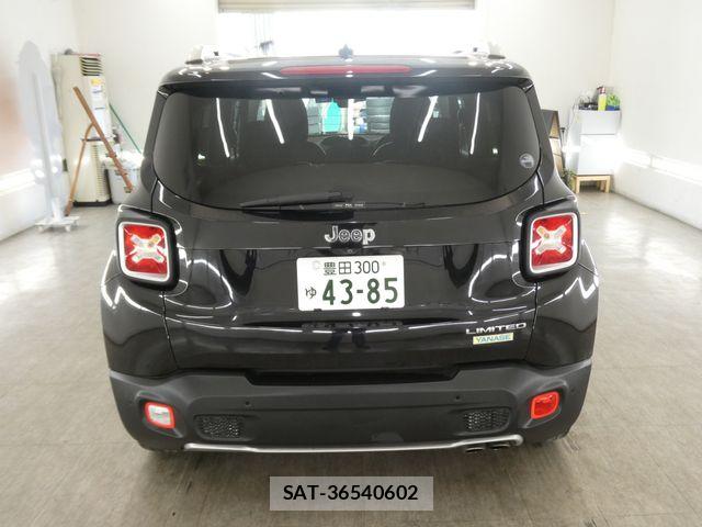 Jeep RENEGADE 2017-06 7508887-4