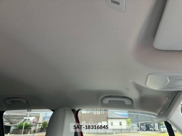 Jeep RENEGADE 2021-09 7617242-16