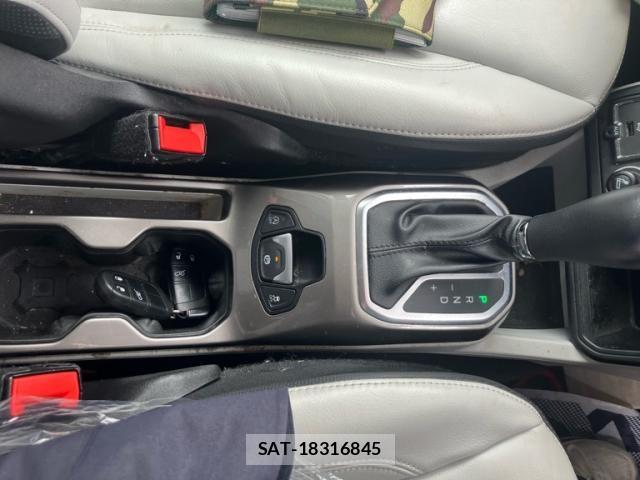 Jeep RENEGADE 2021-09 7617242-22