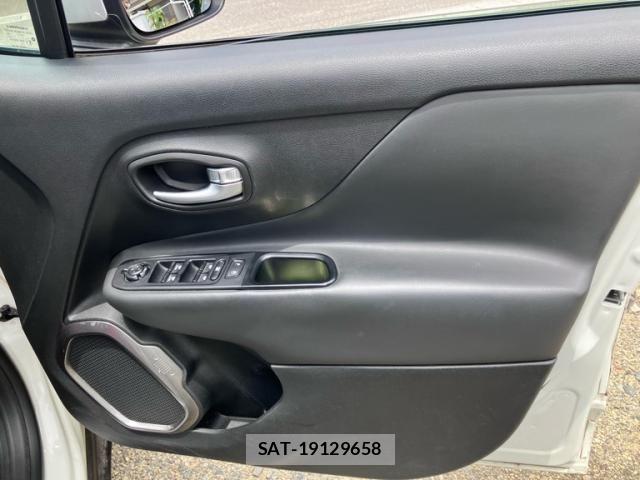 Jeep RENEGADE 2018-10 7724405-14