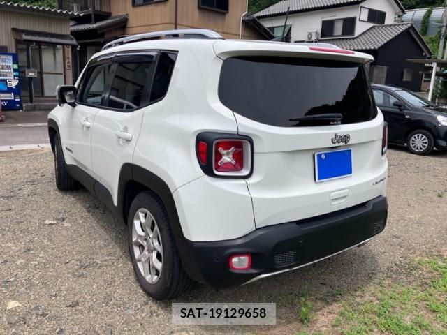 Jeep RENEGADE 2018-10 7724405-5