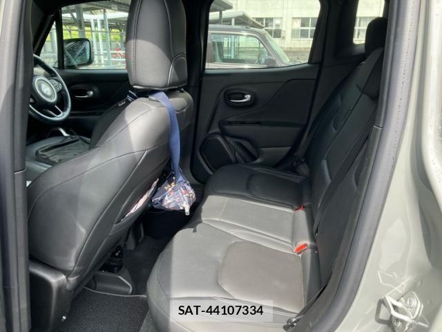 Jeep RENEGADE 2021-07 7724402-9