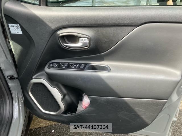 Jeep RENEGADE 2021-07 7724402-13