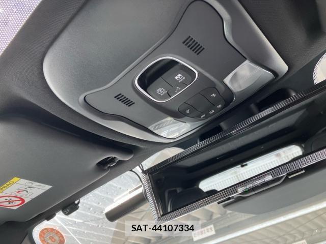 Jeep RENEGADE 2021-07 7724402-18