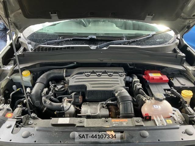 Jeep RENEGADE 2021-07 7724402-23