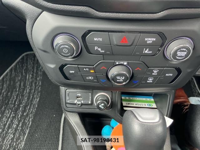 Jeep RENEGADE 2023-09 7724398-23