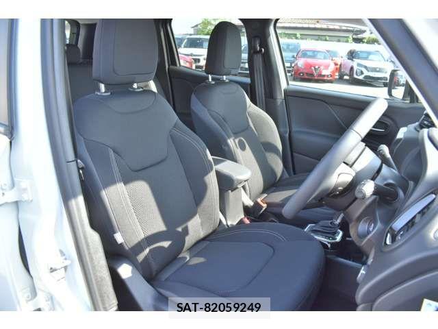 Jeep RENEGADE 2023-04 7724396-9