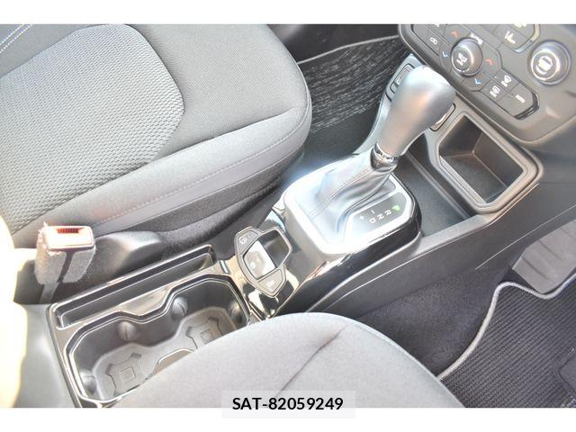 Jeep RENEGADE 2023-04 7724396-16