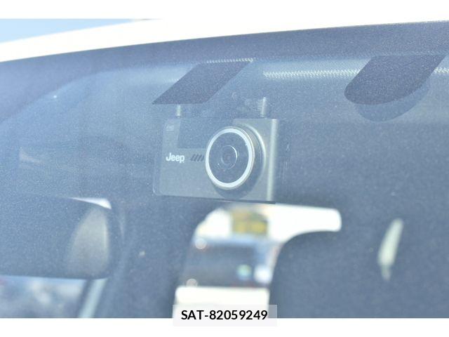 Jeep RENEGADE 2023-04 7724396-26