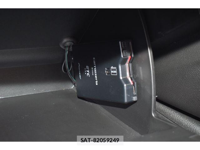 Jeep RENEGADE 2023-04 7724396-27