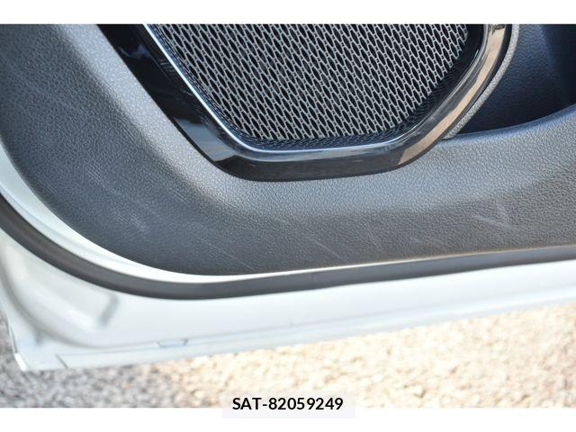 Jeep RENEGADE 2023-04 7724396-29