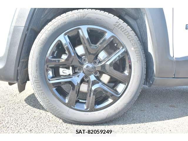 Jeep RENEGADE 2023-04 7724396-4