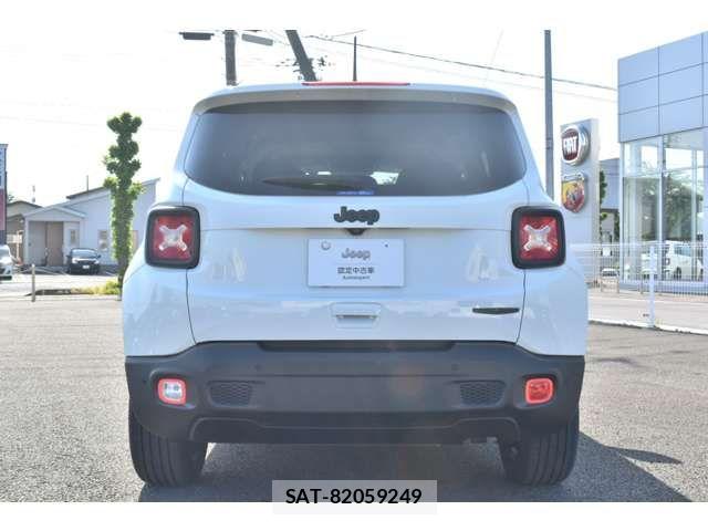 Jeep RENEGADE 2023-04 7724396-7