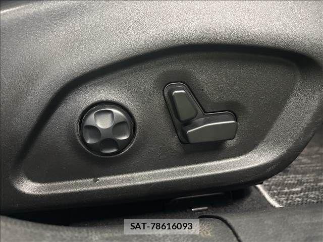 Jeep RENEGADE 2019-08 7785838-8