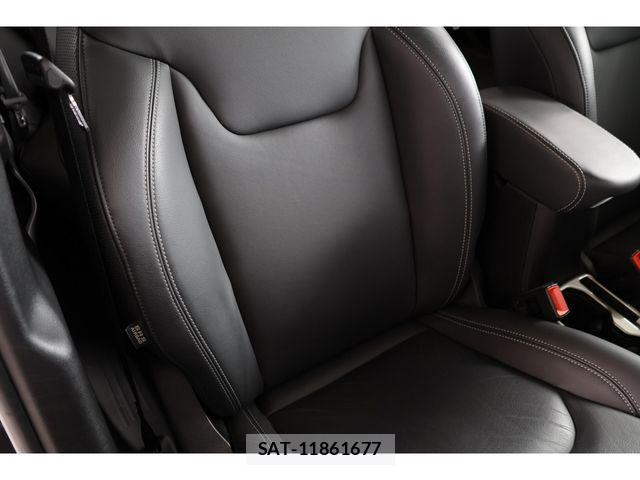 Jeep RENEGADE 2021-09 7785844-23