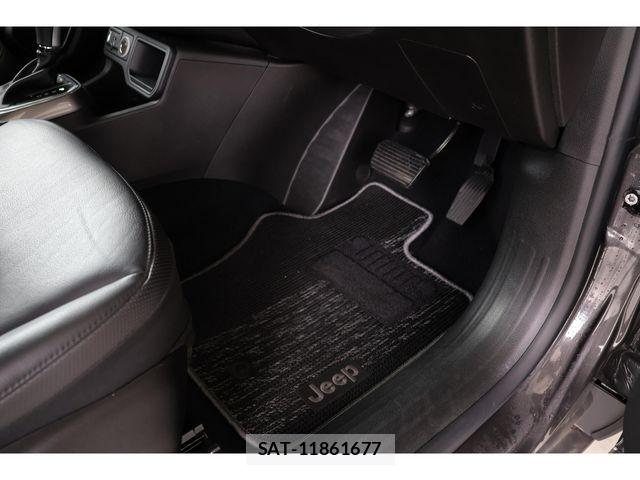 Jeep RENEGADE 2021-09 7785844-25