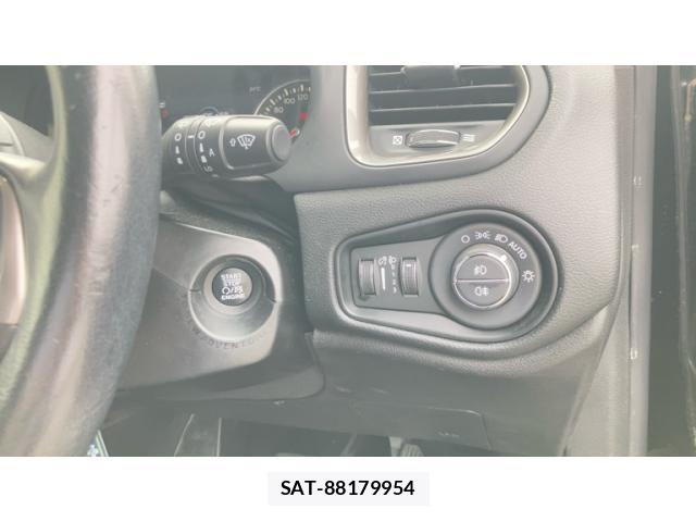 Jeep RENEGADE 2019-06 7785836-7