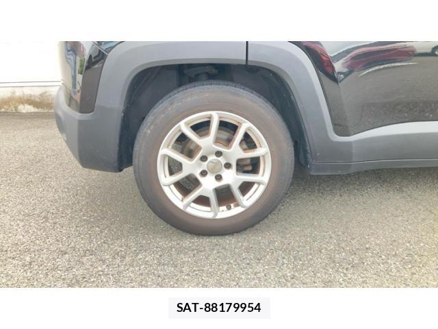 Jeep RENEGADE 2019-06 7785836-11