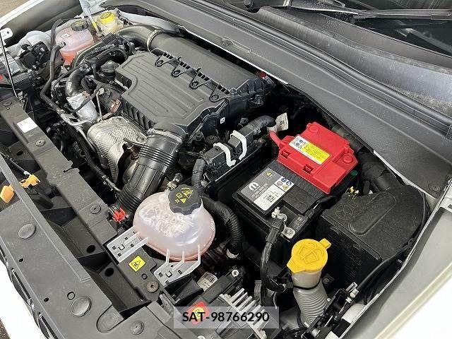 Jeep RENEGADE 2025-09 7962148-11