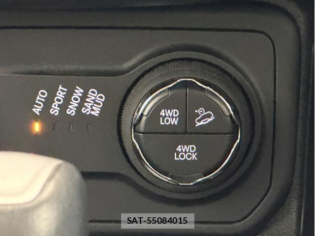 Jeep RENEGADE 2021-02 7979569-13