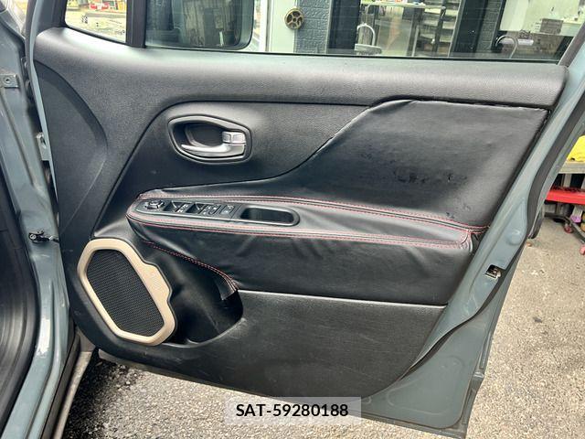 Jeep RENEGADE 2016-08 8036115-15