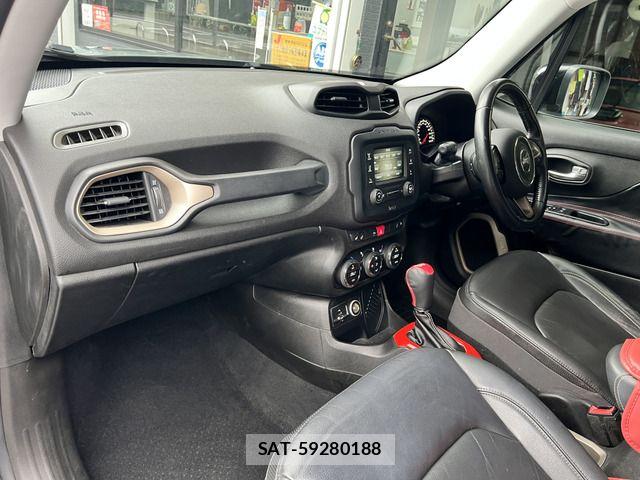 Jeep RENEGADE 2016-08 8036115-19