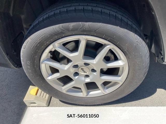Jeep RENEGADE 2024-03 8036113-5