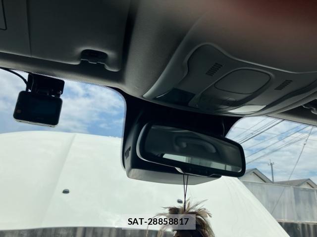 Jeep RENEGADE 2023-07 8036114-19