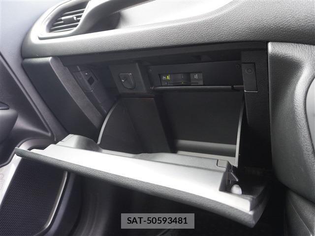 Jeep RENEGADE 2023-09 8099797-11