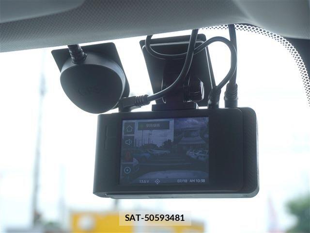 Jeep RENEGADE 2023-09 8099797-15