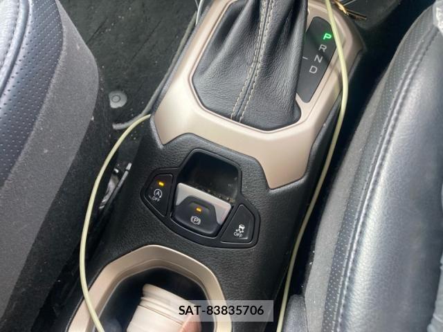 Jeep RENEGADE 2017-07 8099796-14