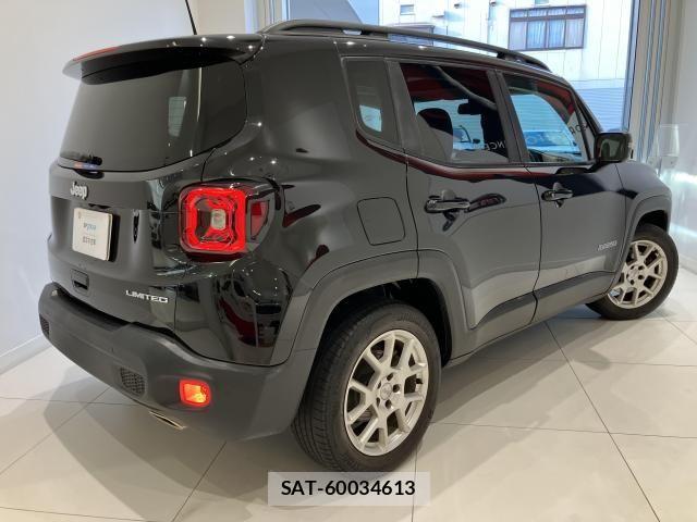 Jeep RENEGADE 2022-05 8130684-1