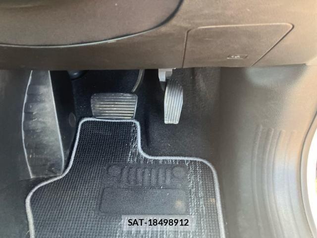 Jeep RENEGADE 2020-06 8130697-9