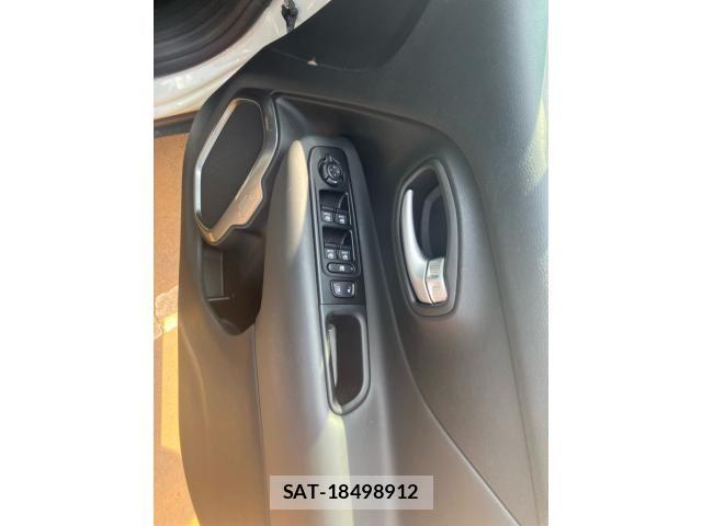 Jeep RENEGADE 2020-06 8130697-8