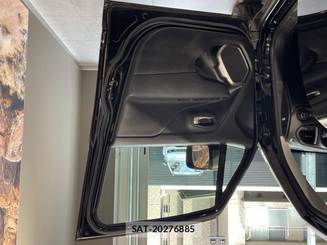 Jeep RENEGADE 2021-02 8130686-18