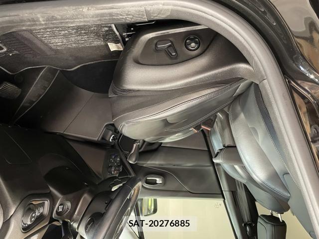 Jeep RENEGADE 2021-02 8130686-21