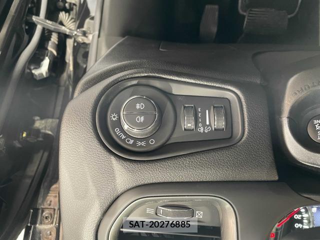 Jeep RENEGADE 2021-02 8130686-27