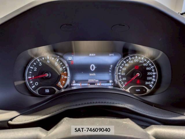 Jeep RENEGADE 2021-05 8130676-27