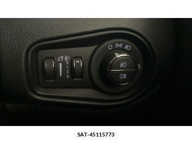 Jeep RENEGADE 2020-07 8130702-6