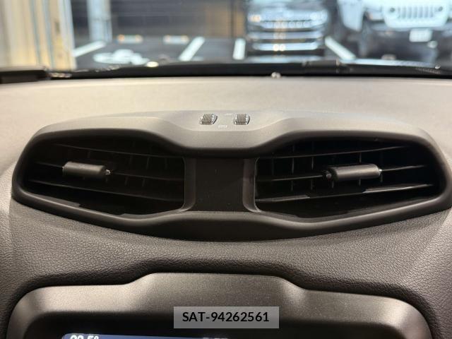 Jeep RENEGADE 2023-06 8130685-27