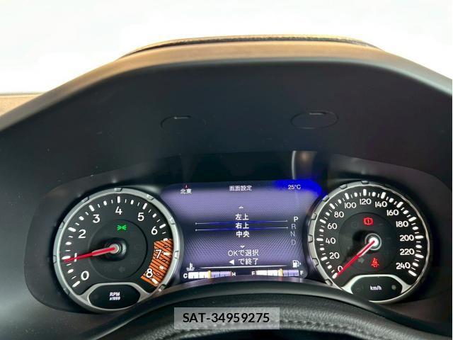 Jeep RENEGADE 2019-11 8130689-29