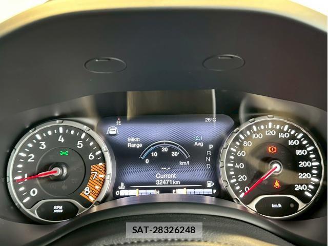 Jeep RENEGADE 2021-04 8130683-22