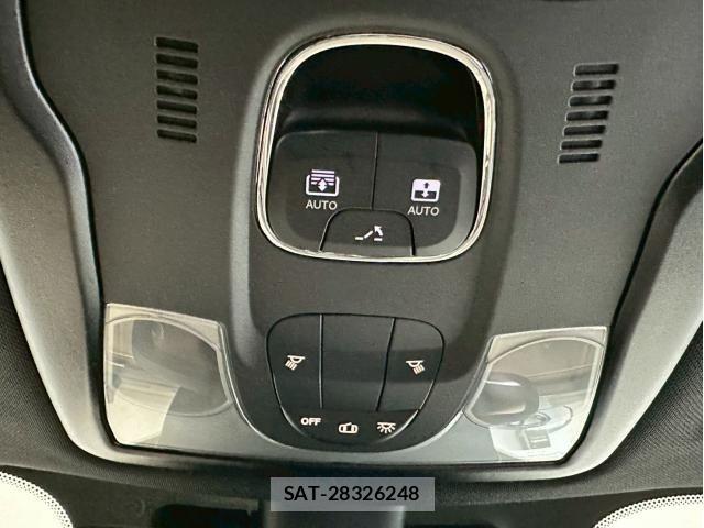 Jeep RENEGADE 2021-04 8130683-28