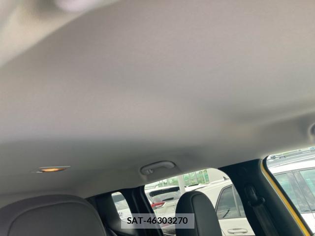 Jeep RENEGADE 2023-09 8130690-12