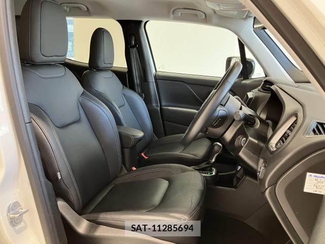 Jeep RENEGADE 2023-08 8130677-14