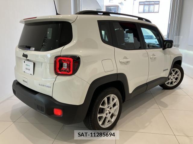 Jeep RENEGADE 2023-08 8130677-1