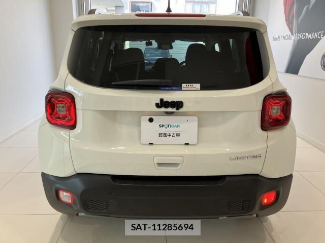 Jeep RENEGADE 2023-08 8130677-27